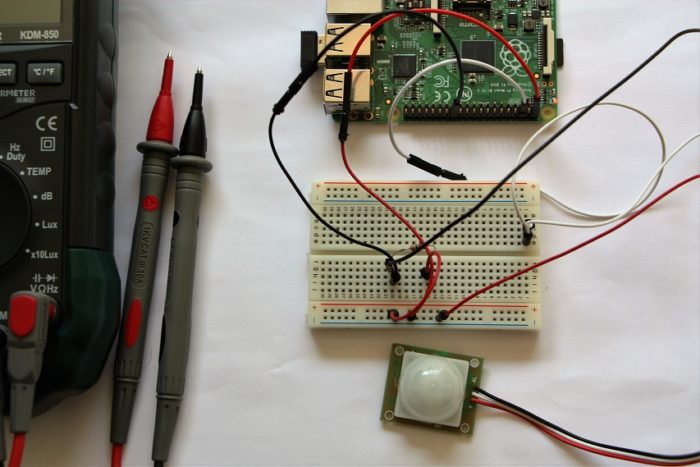 Meccanismo Complesso - Raspberry PIR circuit